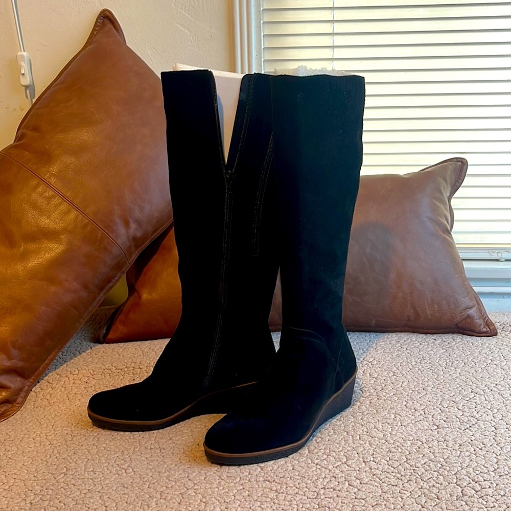 AEROSOLES Binocular HEEL REST Tall Boot 
BLACK FAUX SUEDE
UPC: 0825076759467